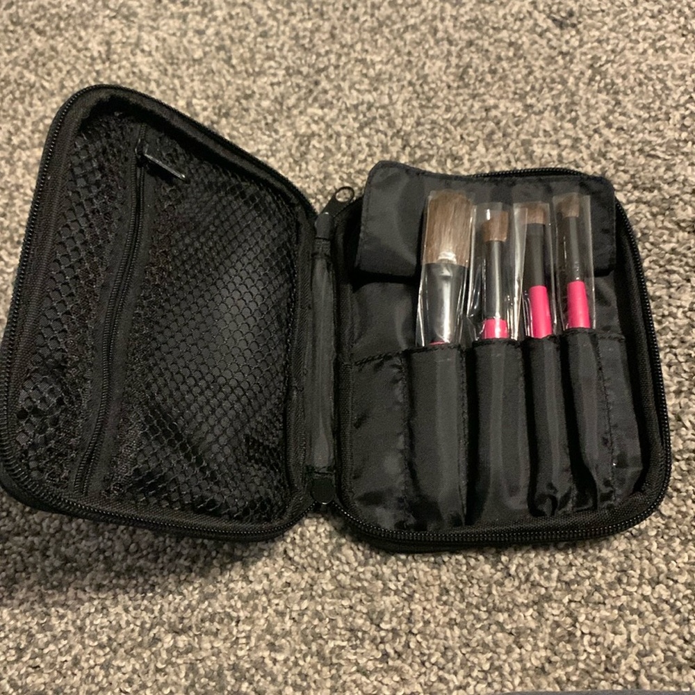 Model Co Makeup Brushes